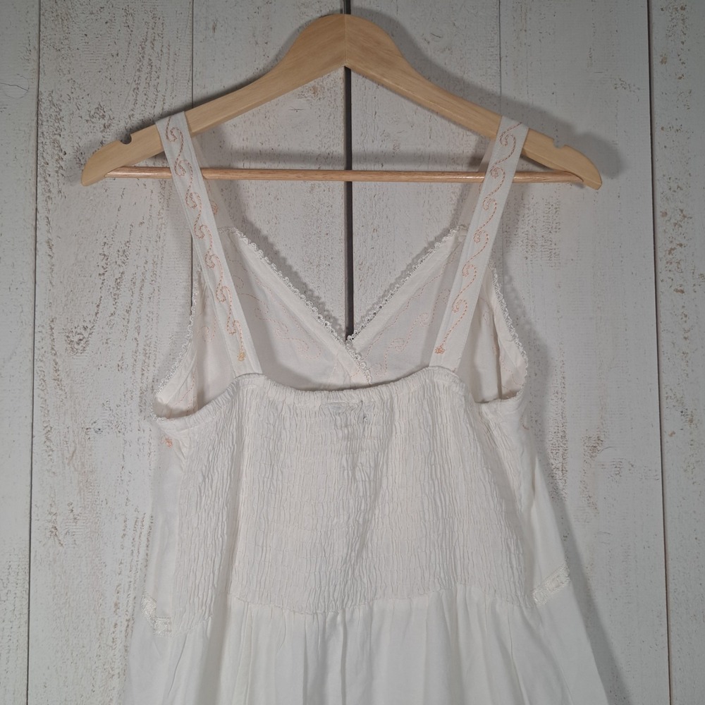 Raya Sun Cottagecore Coastal Grandmother Embroidered Midi Sundress Smocked XL - Picture 4 of 10